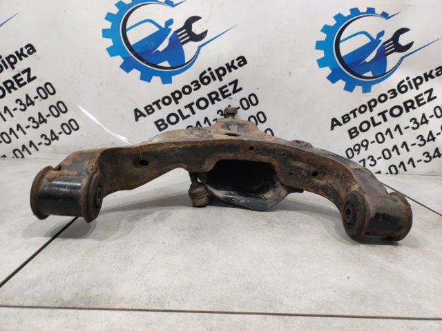 Рычаг передний нижний левый A9063304007 MERCEDES