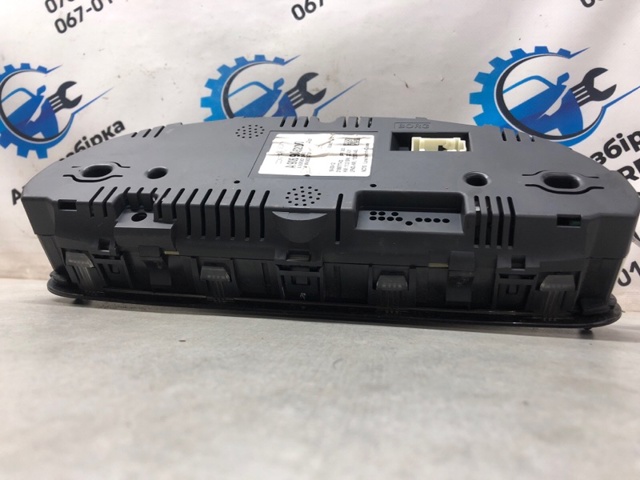 MERCEDES A9064464221 Панель приборов в наличии Ровно
