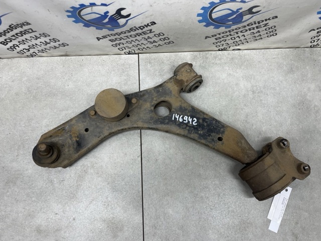 Рычаг передний нижний левый B32H34350D MAZDA