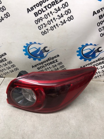 MAZDA B45D51150D Фонарь задний правый в наличии Чернигов