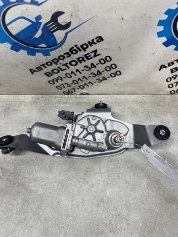 Стеклоочиститель двери задка BHS267450 MAZDA