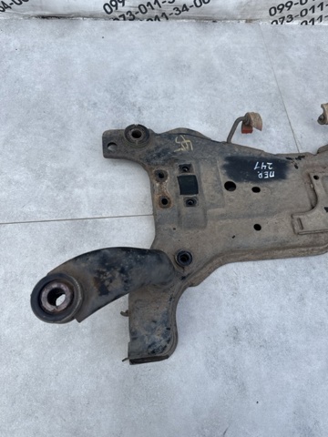 MAZDA BP4K34800K Балка передней подвески (подрамник) в наличии Тернополь