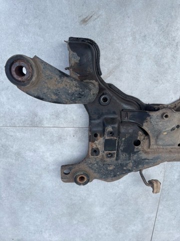 Подрамник передней подвески BP4K34800K MAZDA