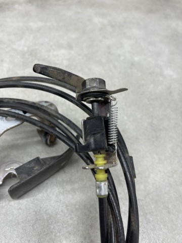 BP4K56880C Трос открывания лючка бензобака купить Днепр