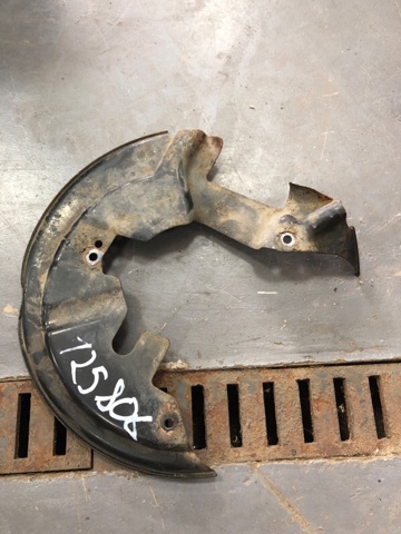 Кожух тормозного диска переднего правого C1BC2K004AC FORD