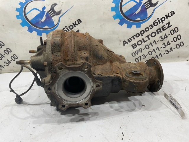 Редуктор заднего моста C8301EB300 NISSAN