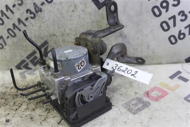 D1B12C013BA Ford