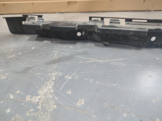 FORD DS7Z17754A Кронштейн бампера заднего центральный в наличии Кривой Рог