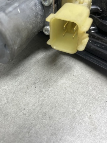 DS7Z7823394B FORD Мотор стеклоподъемника двери передней правой купить в Каменское