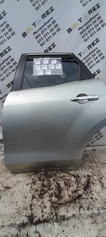 Задняя левая дверь EGY17302XL MAZDA