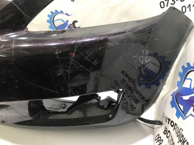MAZDA EH1050031 Передний бампер в наличии Тернополь