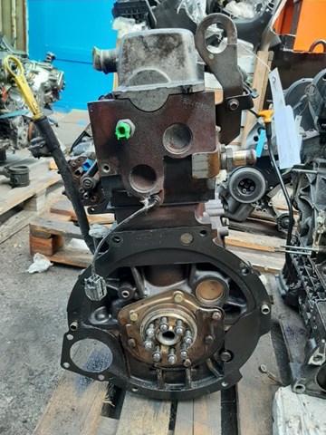 Двигатель голый F9DA FORD