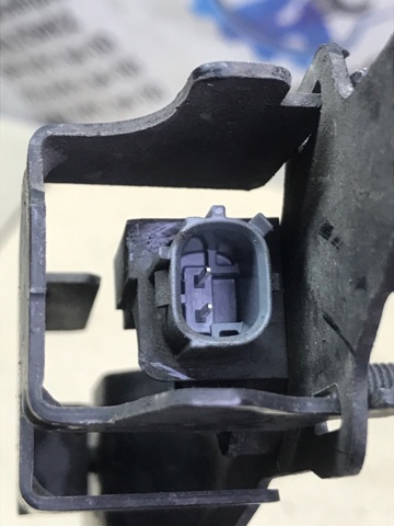 GHP957KX0 MAZDA купить в Ужгород