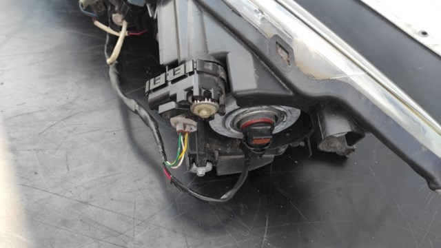 MAZDA GS8S510K0H Правая фара в наличии Одесса
