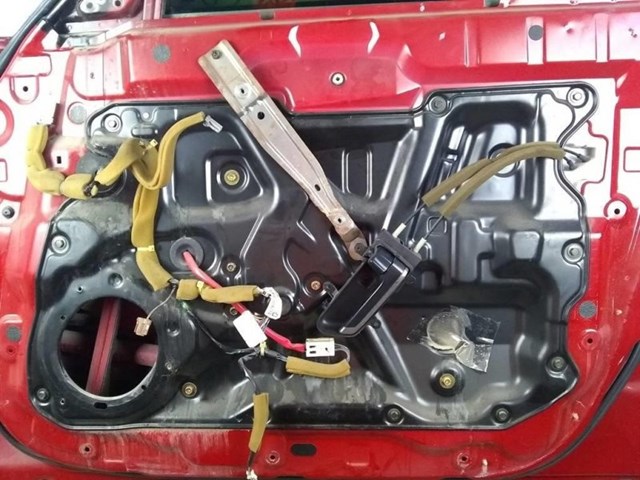 H010MCL7MA Дверь передняя правая купить Ужгород