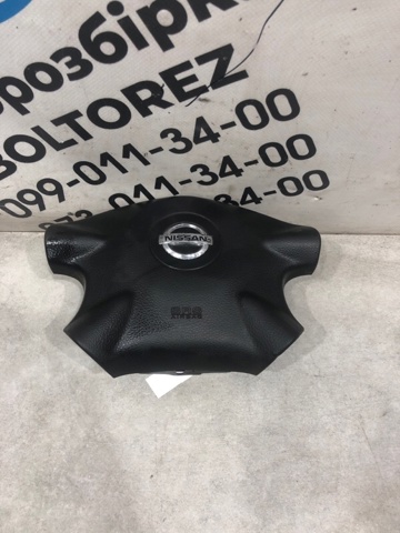 Подушка безопасности водителя K8510AU060 NISSAN