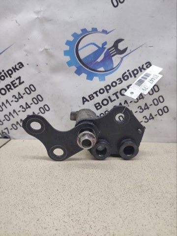 Кронштейн подушки (опоры) двигателя, задней KD6239010 MAZDA