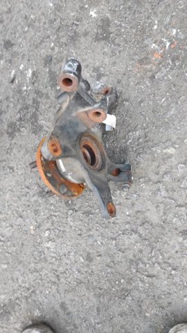 MAZDA L20633020 Цапфа передняя правая в наличии Николаев