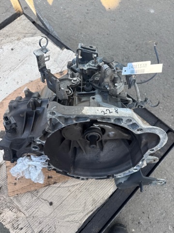 КПП в сборе M5CF11 HYUNDAI
