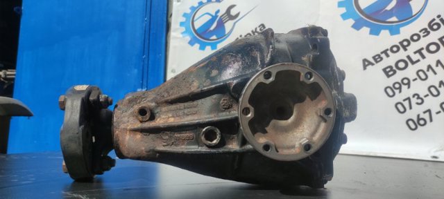 R1243513008 MERCEDES Крышка редуктора заднего купить в Одесса