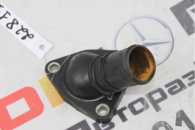 Крышка корпуса термостата R2AA15172 MAZDA