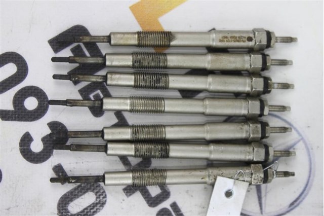 R2AA18601 MAZDA Свеча накала купить в Сумы