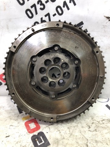 Маховик сцепления RF3016610C MAZDA