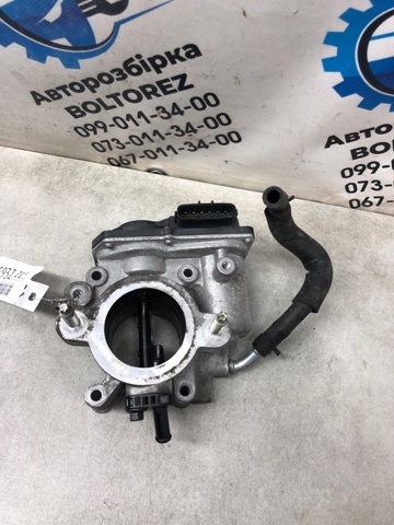Блок дроссельной заслонки S550136B0 MAZDA