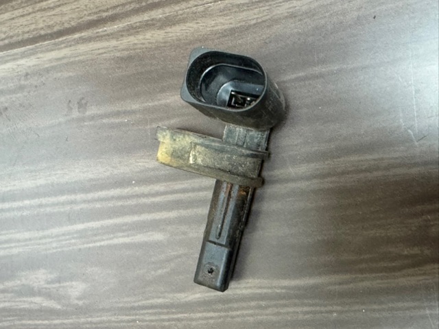 WHT005651A VAG Датчик АБС (ABS) передний купить в Сумы