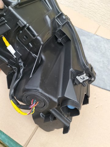 260106RR6A NISSAN Фара правая купить в Николаев