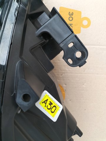 260609UF0E NISSAN Левая фара купить в Днепр
