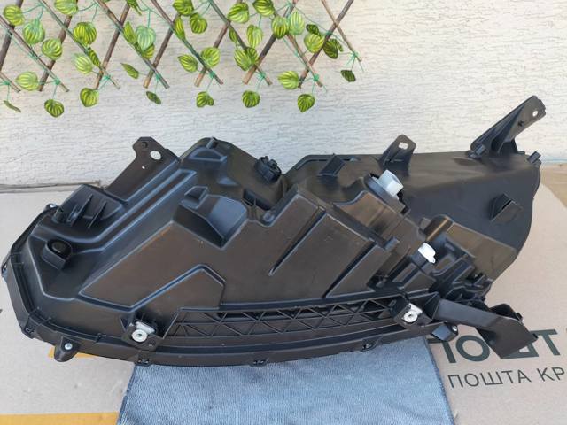 331003A0A22 HONDA Фара правая купить в Житомир