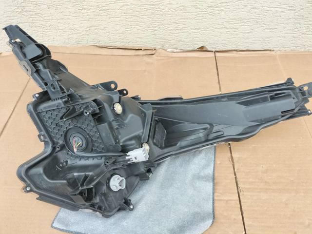 8114047710 TOYOTA Правая фара купить в Хмельницкий