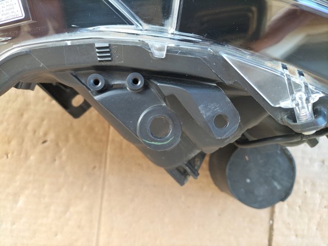 TOYOTA 8114047A00 Правая фара в наличии Тернополь