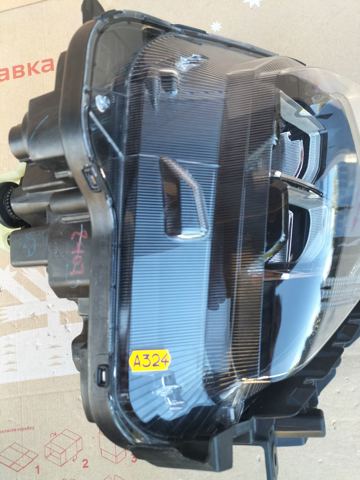 92102CW150 HYUNDAI Правая фара купить в Тернополь