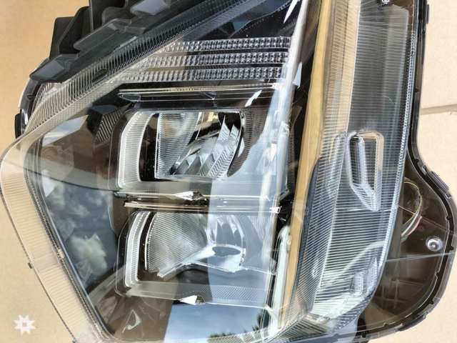 92102N9150 HYUNDAI Фара правая купить в Ирпень