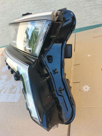 92102P4000 HYUNDAI Правая фара купить в Одесса