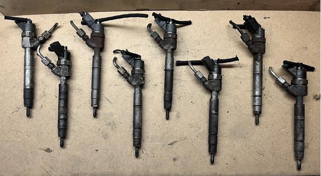 MERCEDES 0445110015 Форсунка впрыска топлива в наличии Днепр