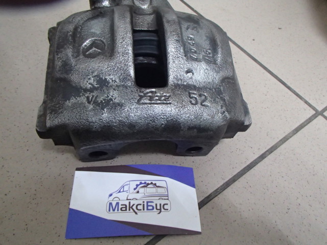 MERCEDES 0024201183 Суппорт задний правый в наличии Черновцы