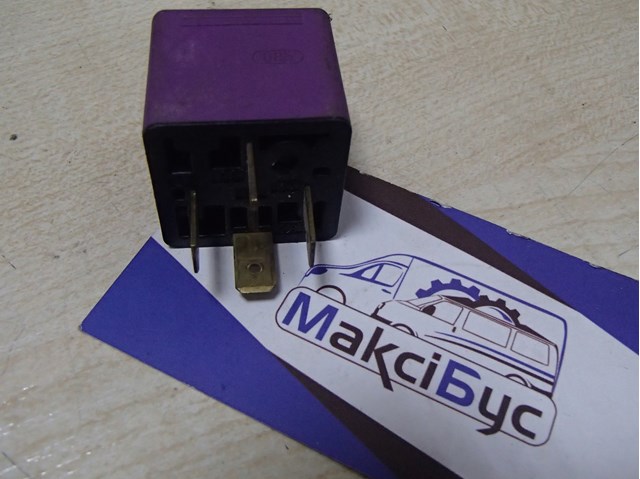 Реле электробензонасоса 0332019452 BOSCH