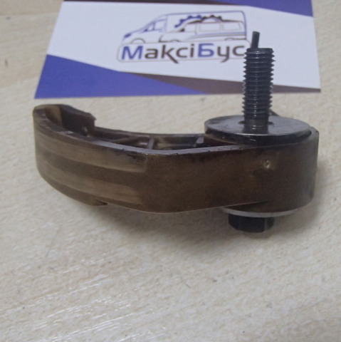 Натяжитель цепи насоса масляного 06A115130B VAG