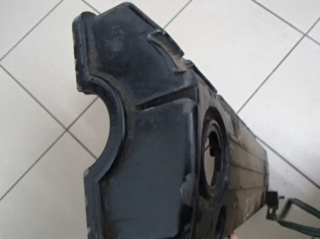 1020104130 MERCEDES Клапанная крышка купить в Львов