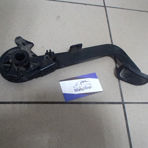 Педаль сцепления 1097895 FORD