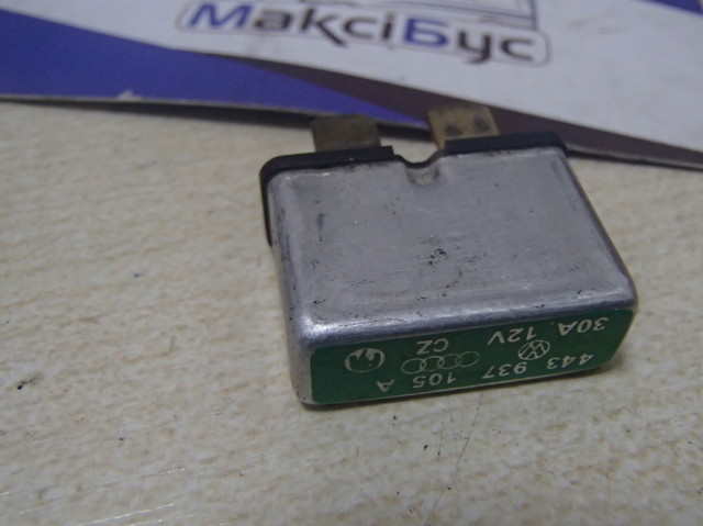 Предохранители электрических цепей 443937105A VAG