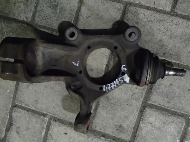 Цапфа (поворотный кулак) передний левый 4771457 FORD