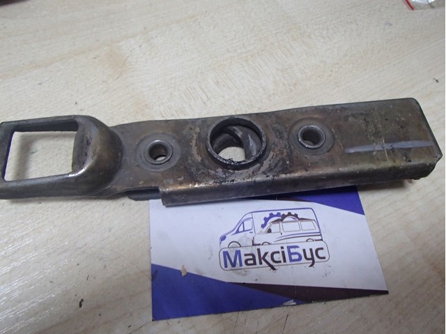 Запор капота (замок и привод замка капота) Mercedes Sprinter I 2-t