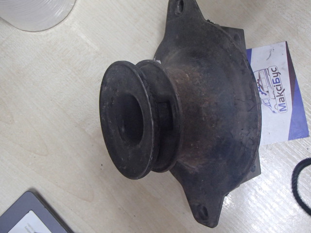 Подушка коробки 9062420013 MERCEDES