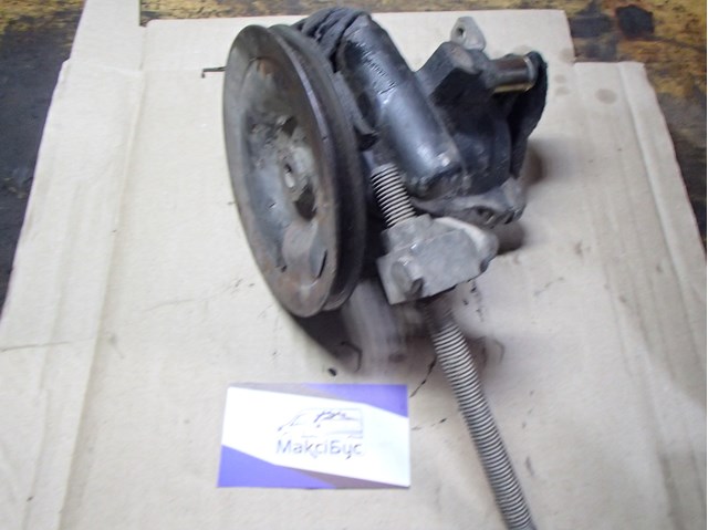 Насос ГУР 93175576 OPEL
