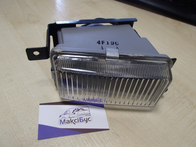 Туманка правая 96186480 GM