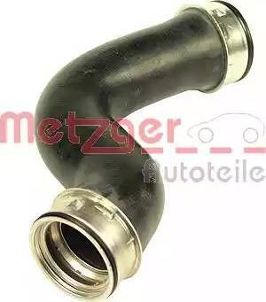 Патрубок интеркуллера 2400106 METZGER